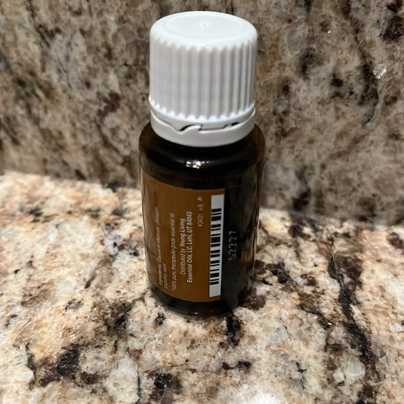 Young Living copaiba oil - Picture 2 of 2